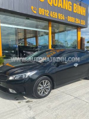 Xe Kia Cerato 1.6 MT 2017