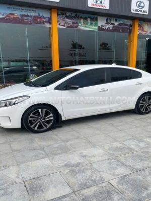 Xe Kia Cerato 1.6 MT 2018