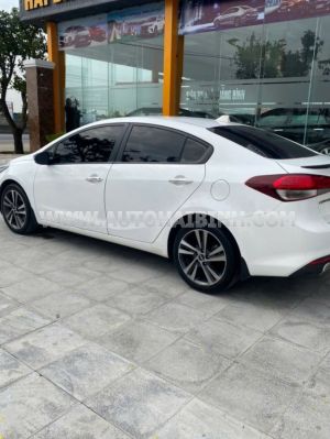 Xe Kia Cerato 1.6 MT 2018