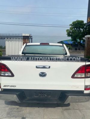 Xe Mazda BT50 2.2L 4x2 AT 2017
