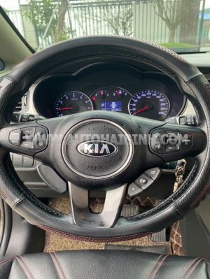 Xe Kia Rondo GAT 2015