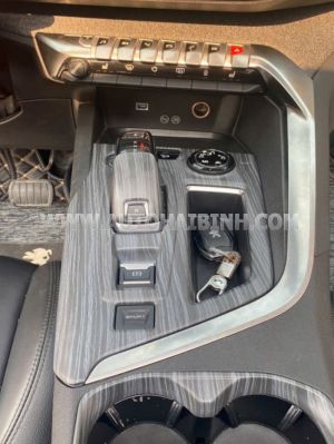 Xe Peugeot 3008 1.6 AT 2018