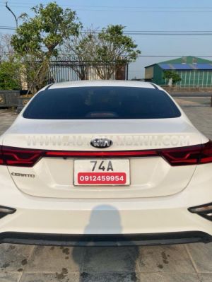 Xe Kia Cerato 1.6 MT 2020