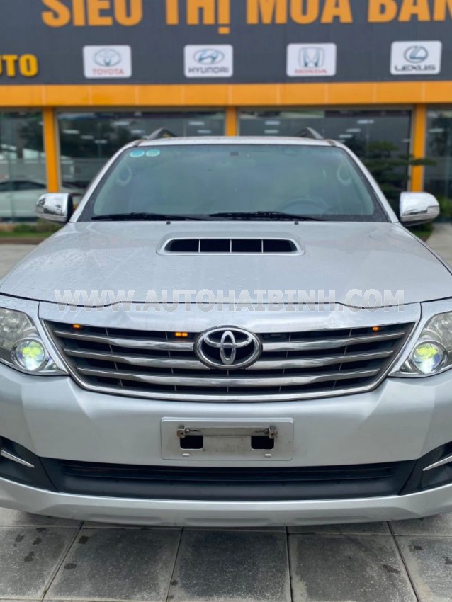 Toyota Fortuner 2.5G 2015
