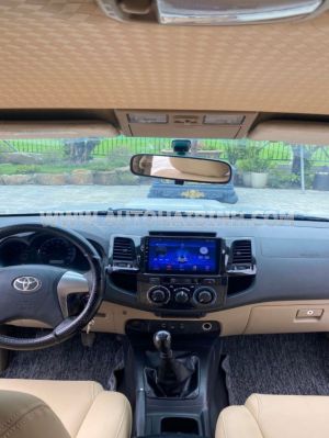 Xe Toyota Fortuner 2.5G 2015