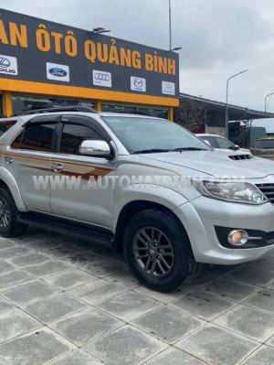 Xe Toyota Fortuner 2.5G 2015