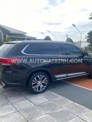 Xe Mitsubishi Outlander 2.0 CVT 2018