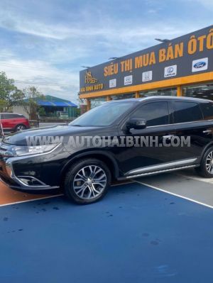 Xe Mitsubishi Outlander 2.0 CVT 2018