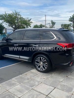 Xe Mitsubishi Outlander 2.0 CVT 2018