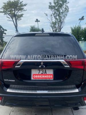 Xe Mitsubishi Outlander 2.0 CVT 2018