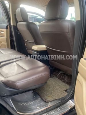 Xe Mitsubishi Outlander 2.0 CVT 2018