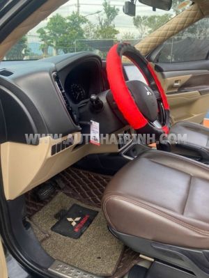 Xe Mitsubishi Outlander 2.0 CVT 2018
