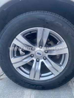 Xe Ford Everest Limited 2.5L 4x2 AT 2010