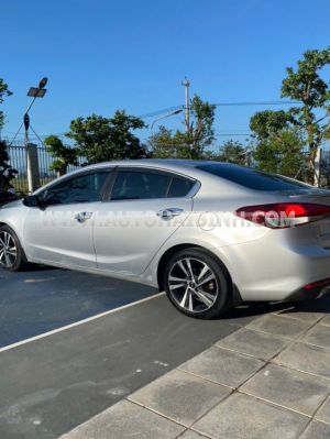 Xe Kia Cerato 1.6 MT 2018